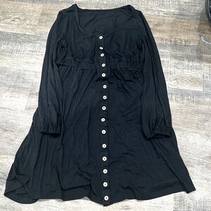 Cute dress, I don’t remember the brand but in really good shape